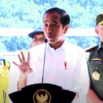 Viral! Ini Kronologi Pria Misterius Dekati Jokowi & Dicegat Paspampres